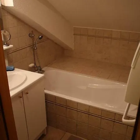 Apartment Le Refuge Geromois